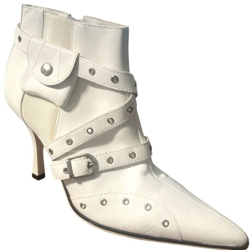 White Leather Ankle Boots 6.5 Pointed Toe Grommet Strappy Buckle Pouch Booties